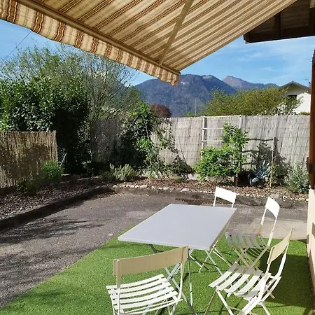 Holiday home Maison Entre Et Montagnes